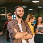 Why pick an AI mobile app design agency now?